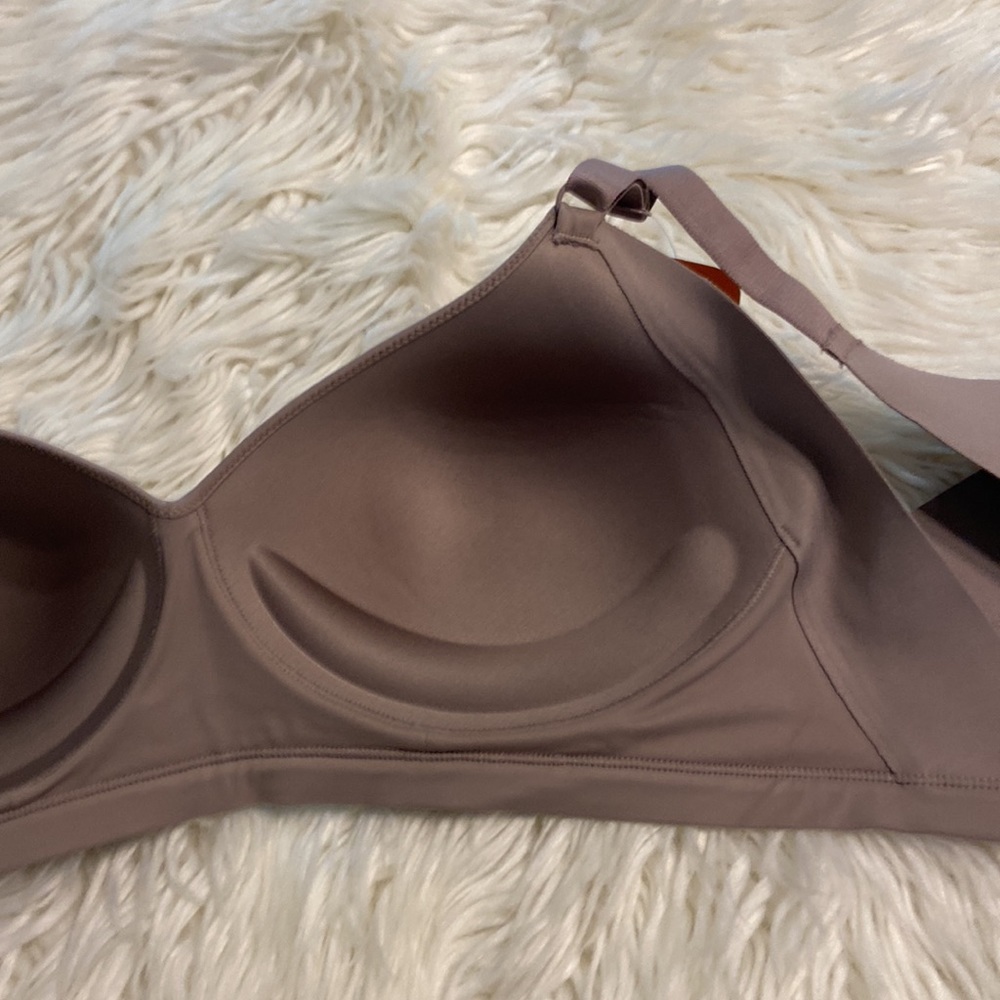 Warners Wireless Lift Bra size L brand new with tags please see all pictures - Picture 7 of 13